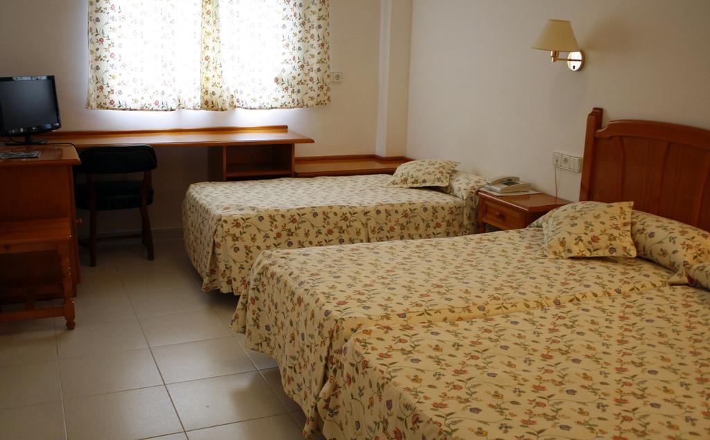 Hotel Villa Ducal Osuna Oda fotoğraf
