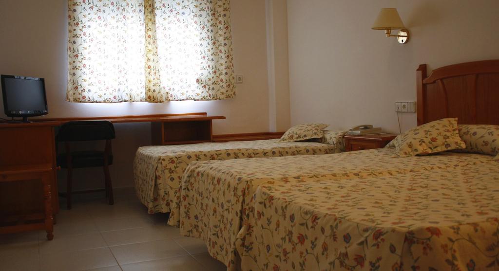 Hotel Villa Ducal Osuna Oda fotoğraf